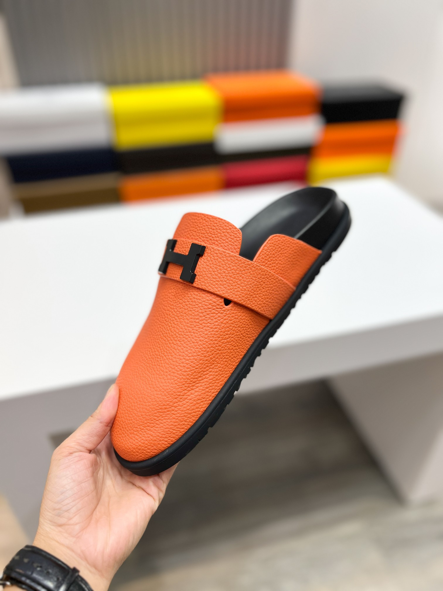 UA Hermès Mule