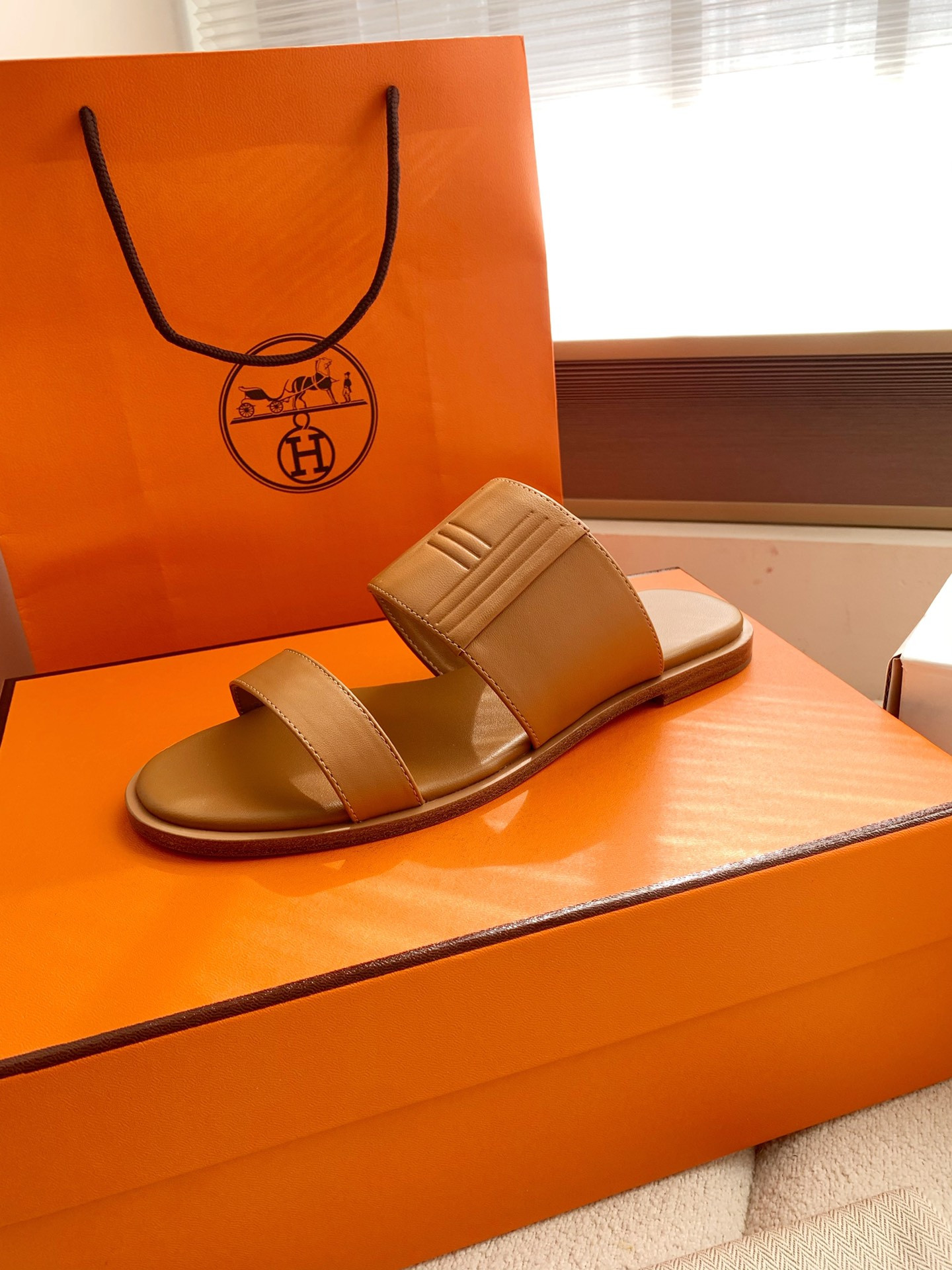 UA Hermès Mona Sandal
