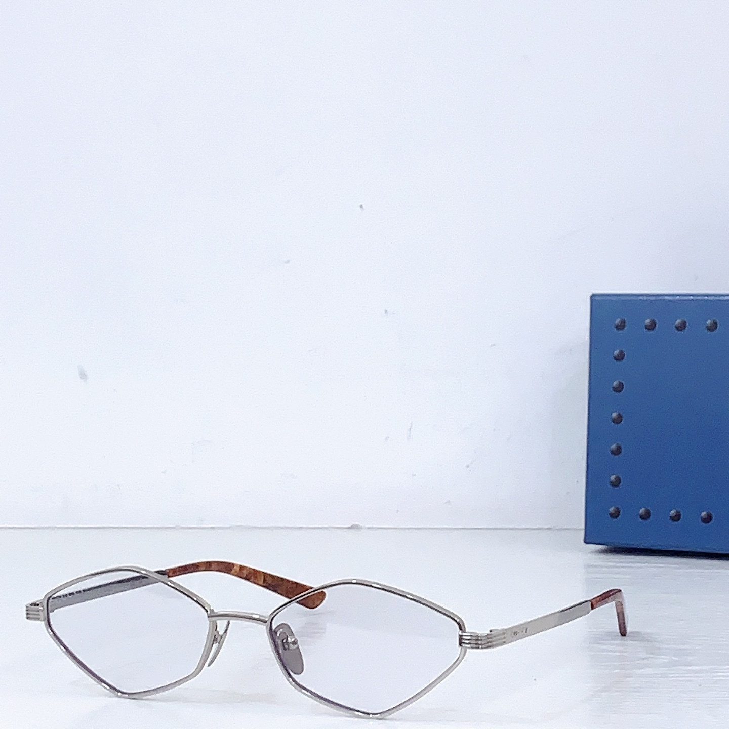Gucci Glasses GG 2076SA 56-16-145