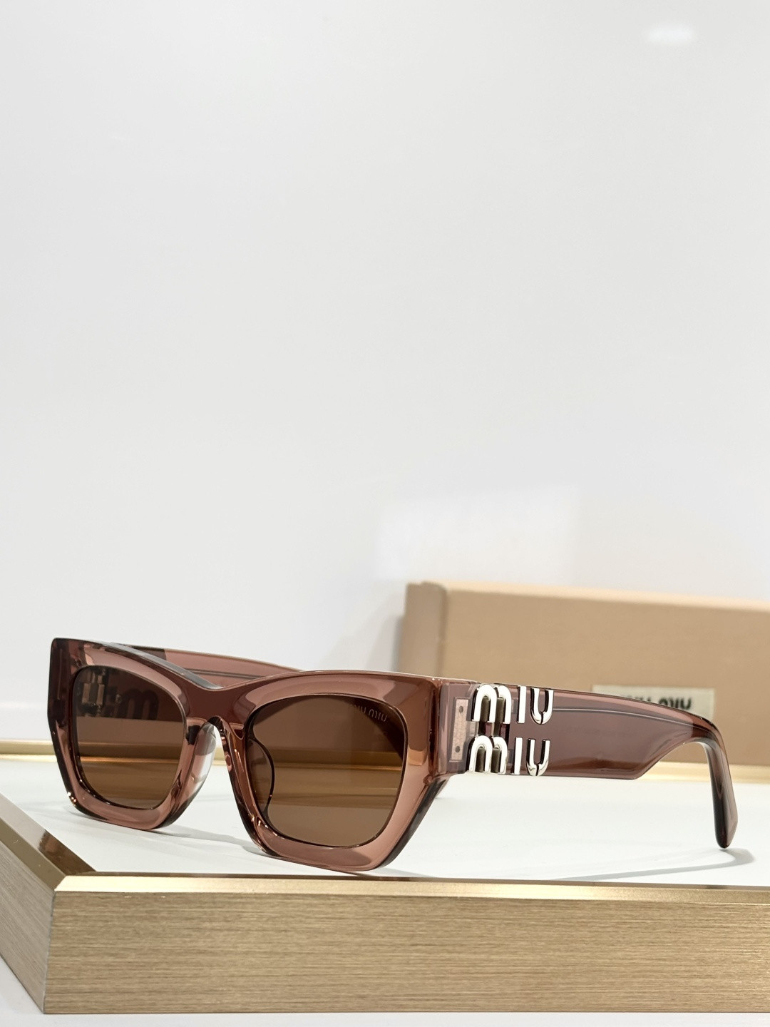 Miu Miu Glasses SMU09w 53-22-135