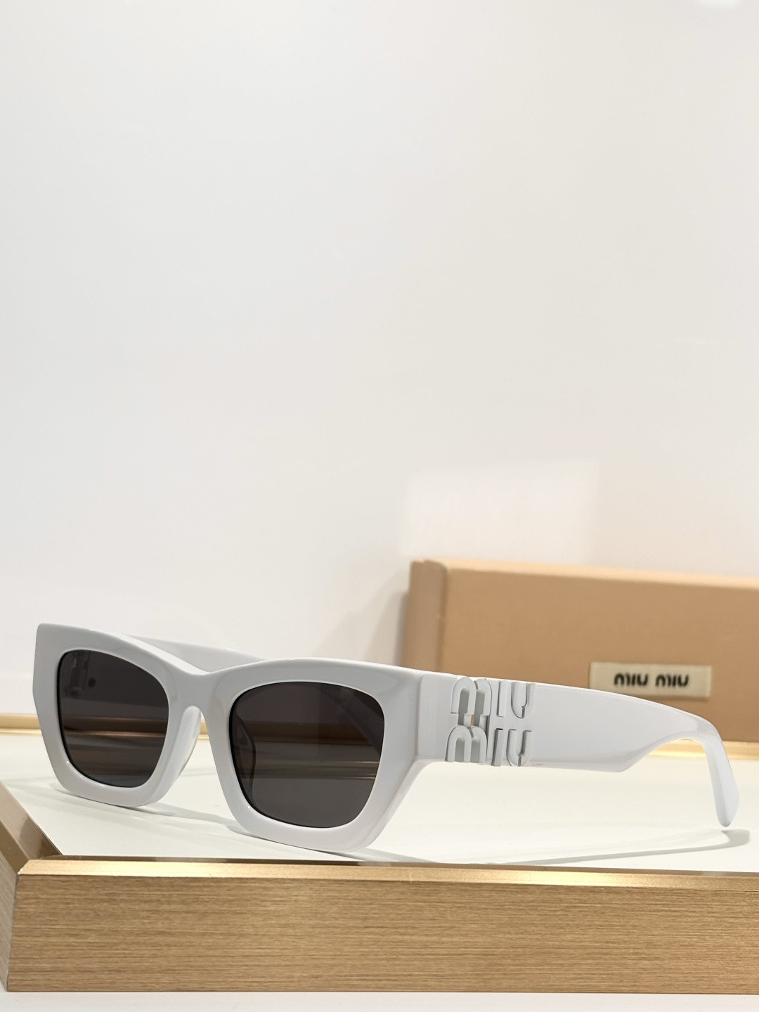 Miu Miu Glasses SMU09w 53-22-135