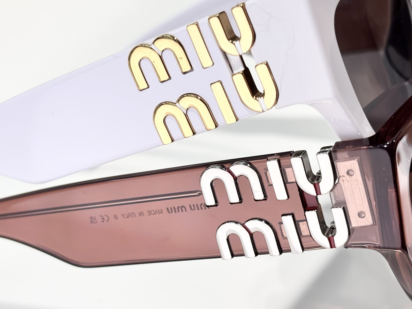 Miu Miu Glasses SMU09w 53-22-135