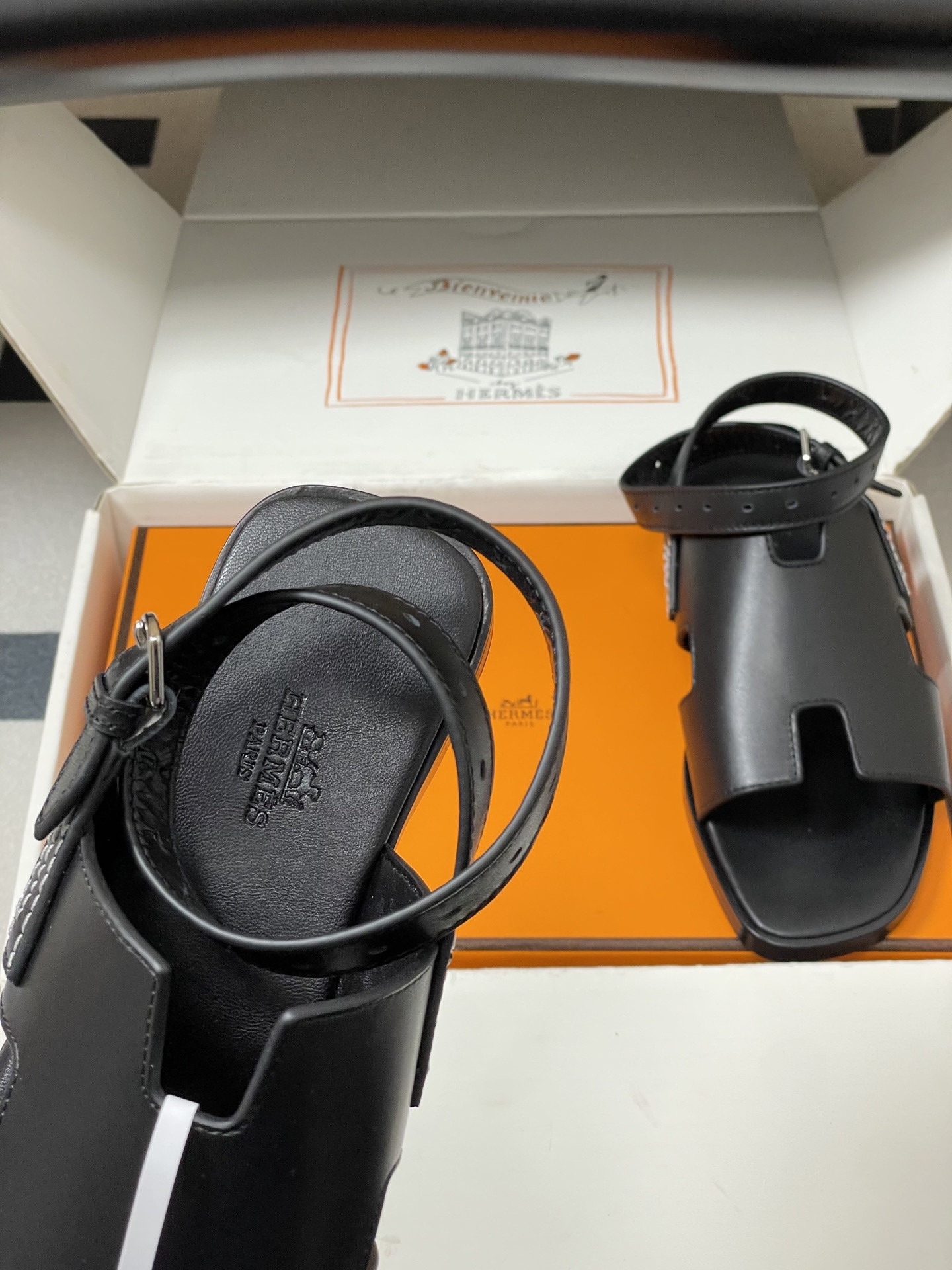 UA Hermès Maya Sandal