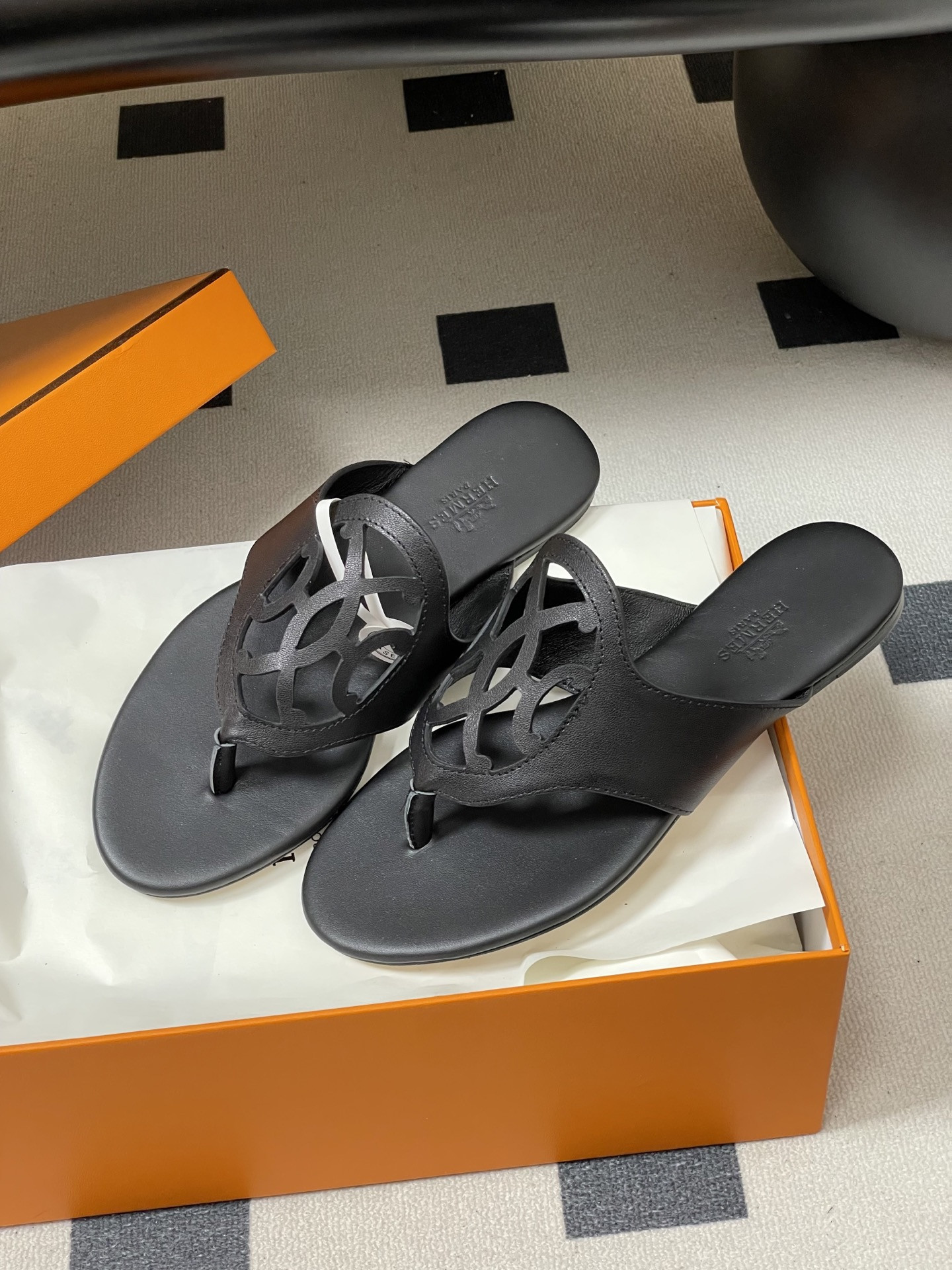 UA Hermès Mage Sandal
