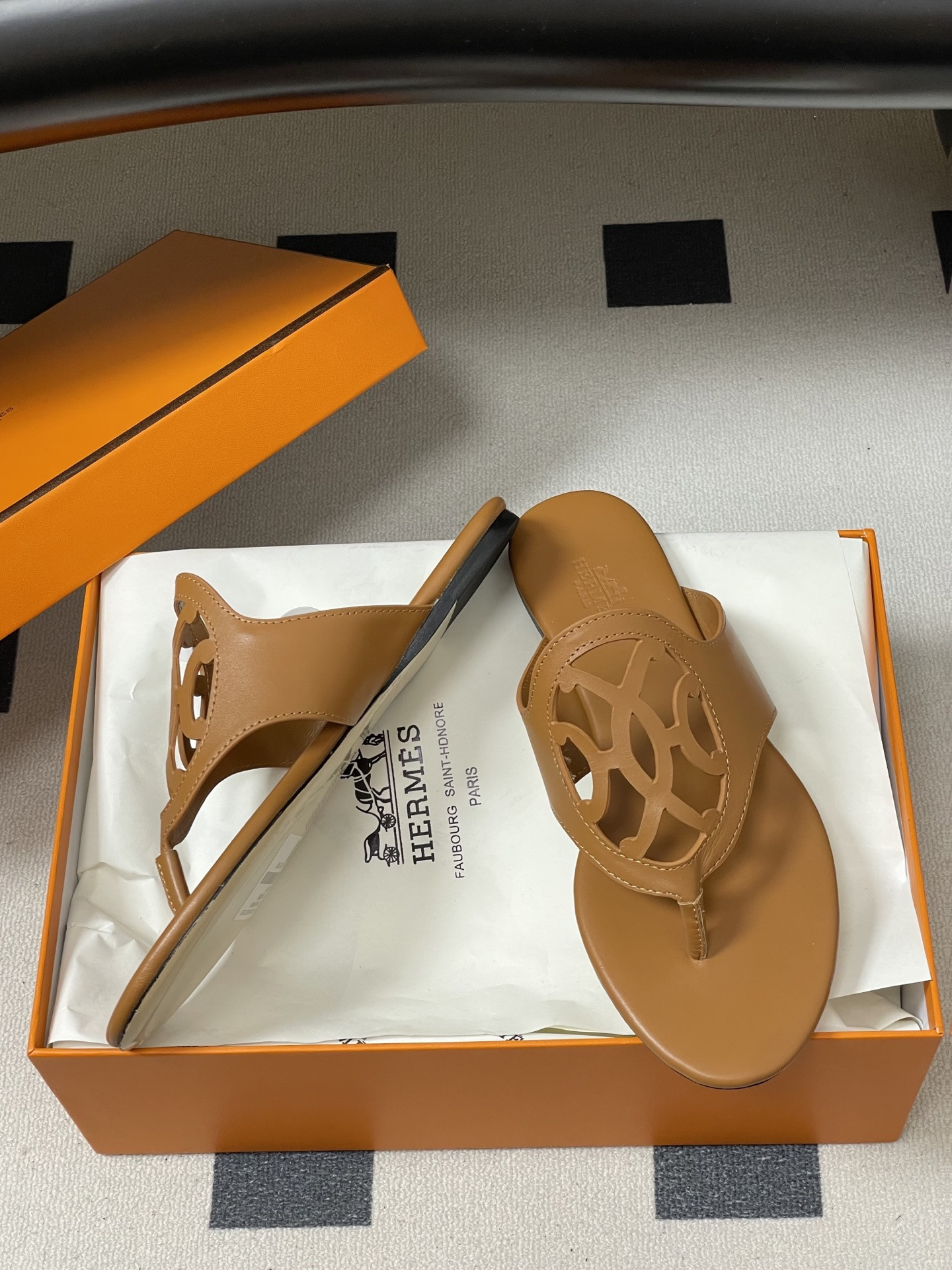 UA Hermès Mage Sandal