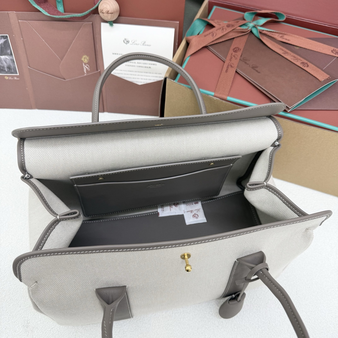 Loro Piana Loom Bag L32 Grained Calfskin 33 x 23 x 18 cm
