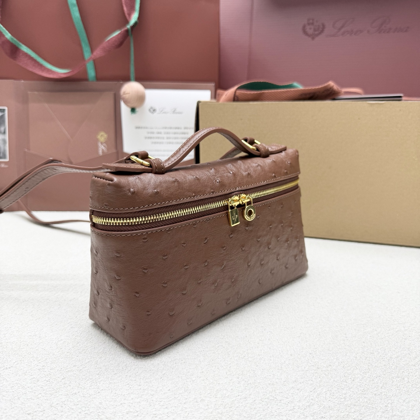 Loro Piana Extra Pocket L19 11 x 19 x 6.5 cm