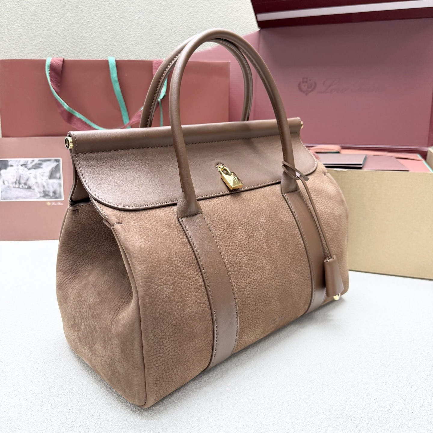 Loro Piana Loom Bag L32 33 x 23 x 18 cm